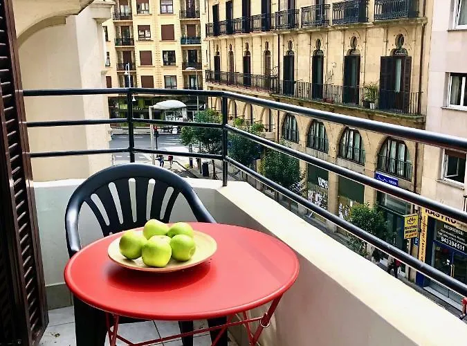 Апартаменти Foodies Location. Surf. Netflix . 3 Bdr Сан-Себастьян