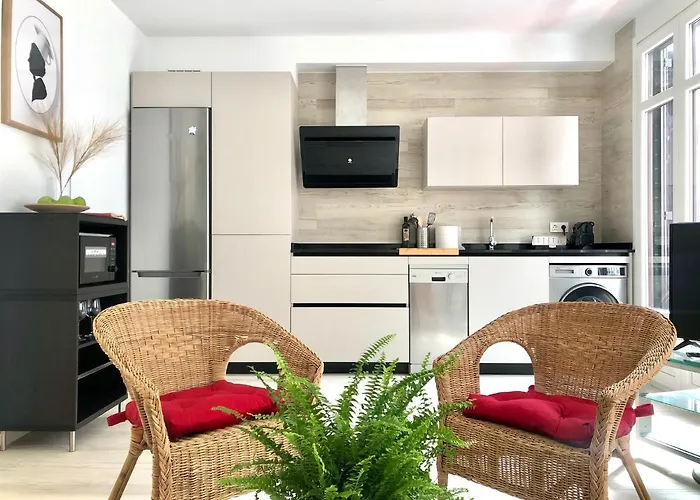 Апартаменти Foodies Location. Surf. Netflix . 3 Bdr Сан-Себастьян