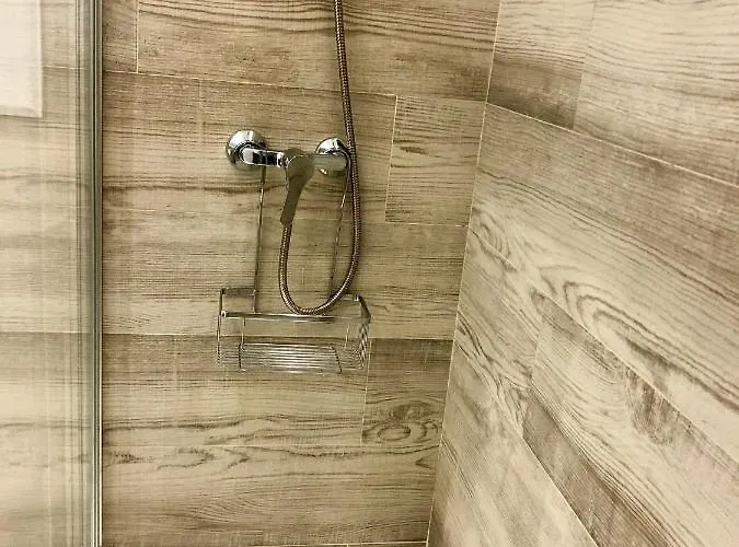 Apartment Foodies Location. Surf. Netflix . 3 Bdr