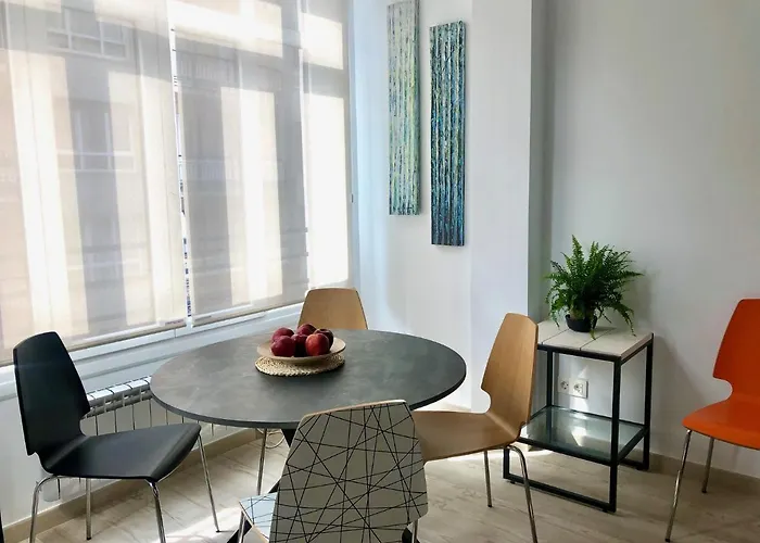 Foodies Location. Surf. Netflix . 3 Bdr San Sebastián