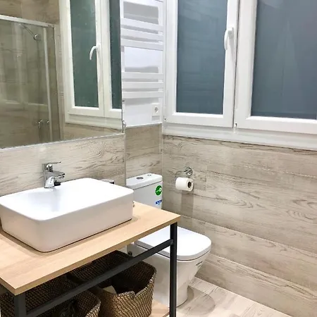 Foodies Location. Surf. Netflix . 3 Bdr شقة سان سيباستيان